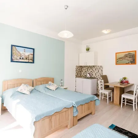 Apartment Tezoro *